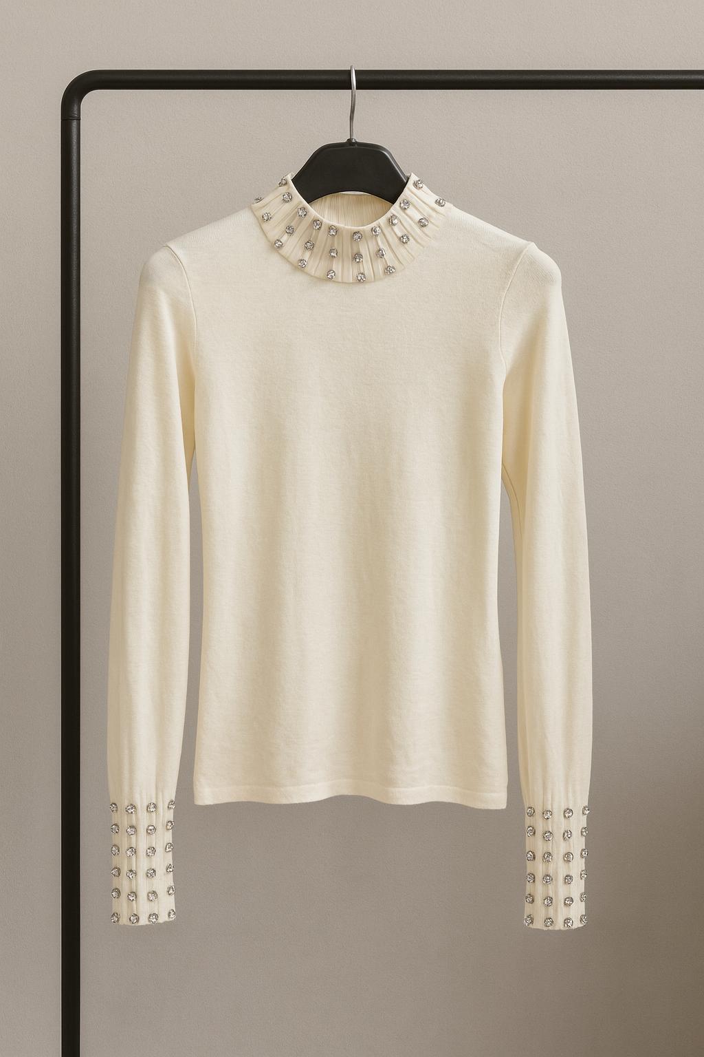 Maglia Elegante con Collo e Polsini Decorati